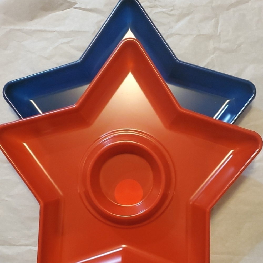 Red and Blue Star-Shaped Serving Trays- Set of 2